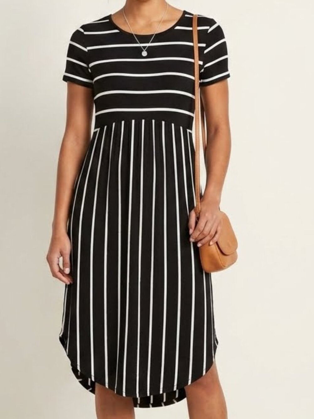 BomBom Woman's Stripe Short Sleeve Midi Dress Rounded Hem Size S Stretchy